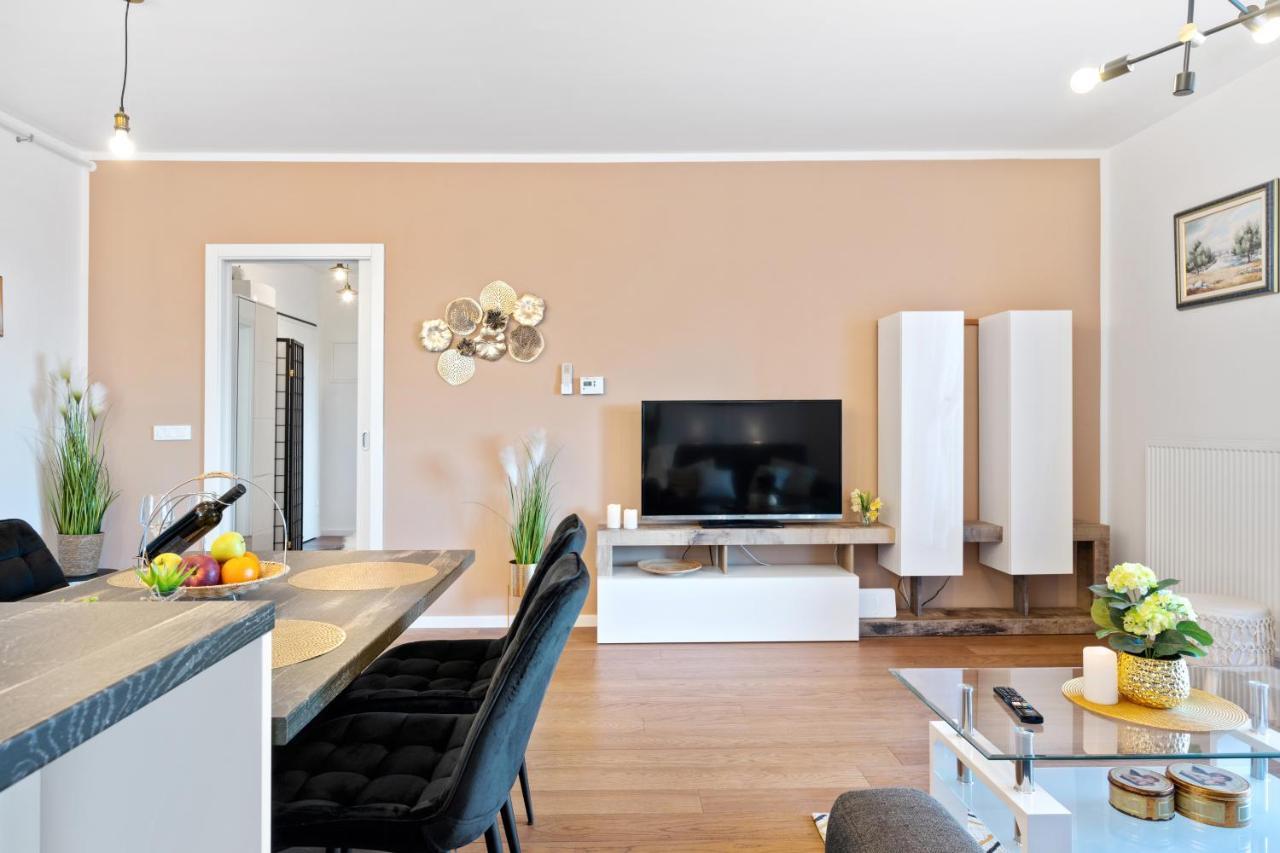 Apartments Karla & Jakov Σίμπενικ Εξωτερικό φωτογραφία