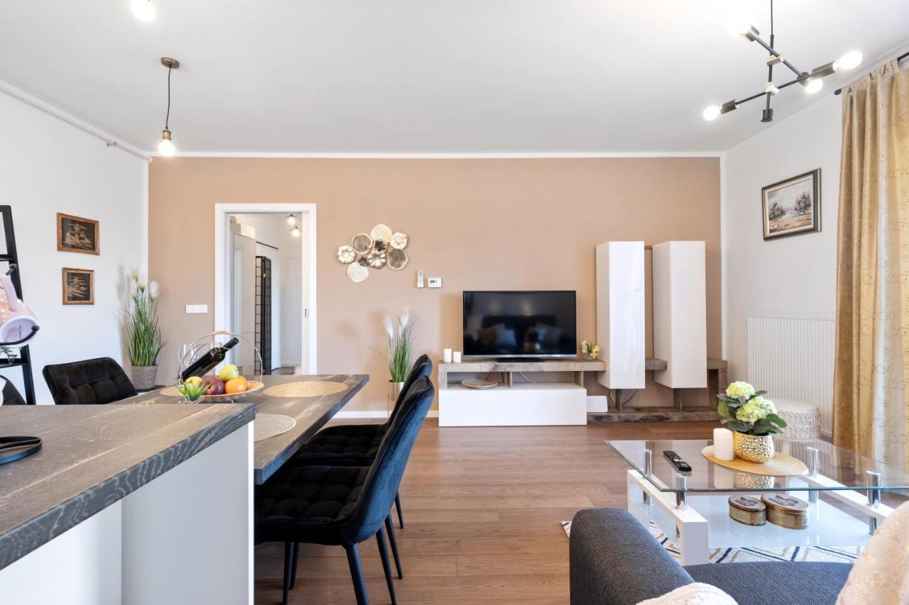 Apartments Karla & Jakov Σίμπενικ Εξωτερικό φωτογραφία