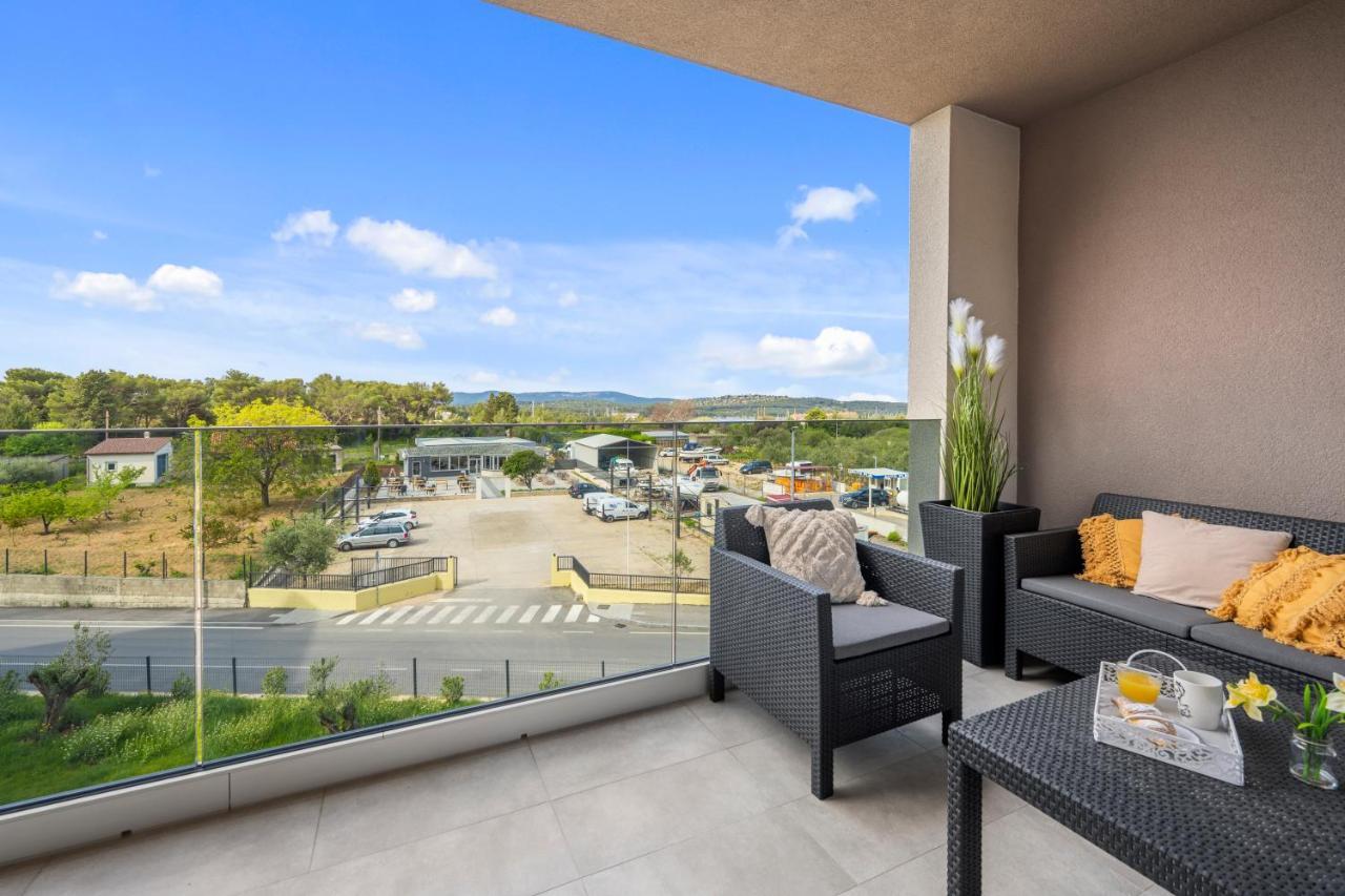 Apartments Karla & Jakov Σίμπενικ Εξωτερικό φωτογραφία
